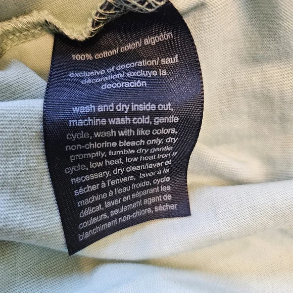 Tommy Hilfiger Mint Green Tee With Heart Emblem - Picture 8 of 11